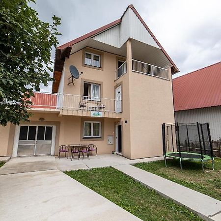 זבליאק Snam Rooms&Apartment מראה חיצוני תמונה