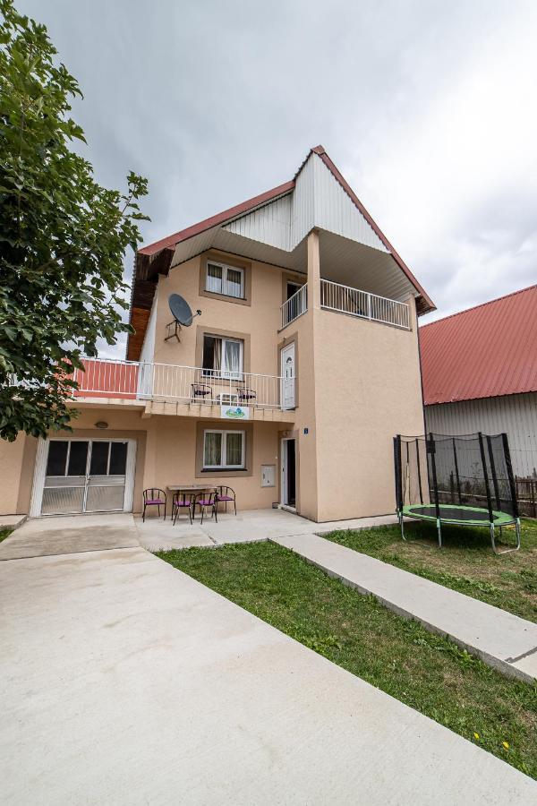 זבליאק Snam Rooms&Apartment מראה חיצוני תמונה