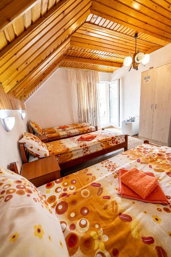 זבליאק Snam Rooms&Apartment מראה חיצוני תמונה