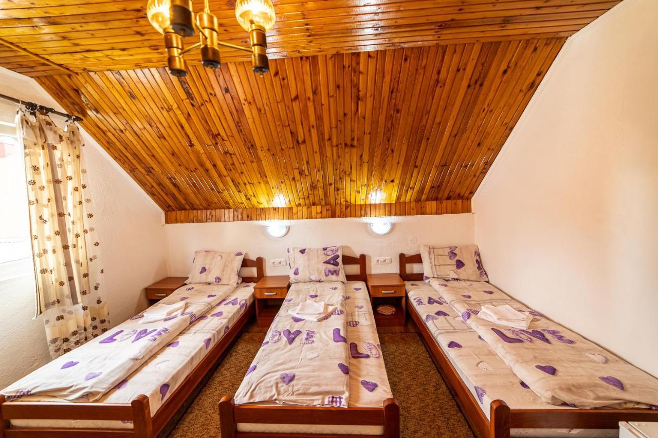 זבליאק Snam Rooms&Apartment מראה חיצוני תמונה