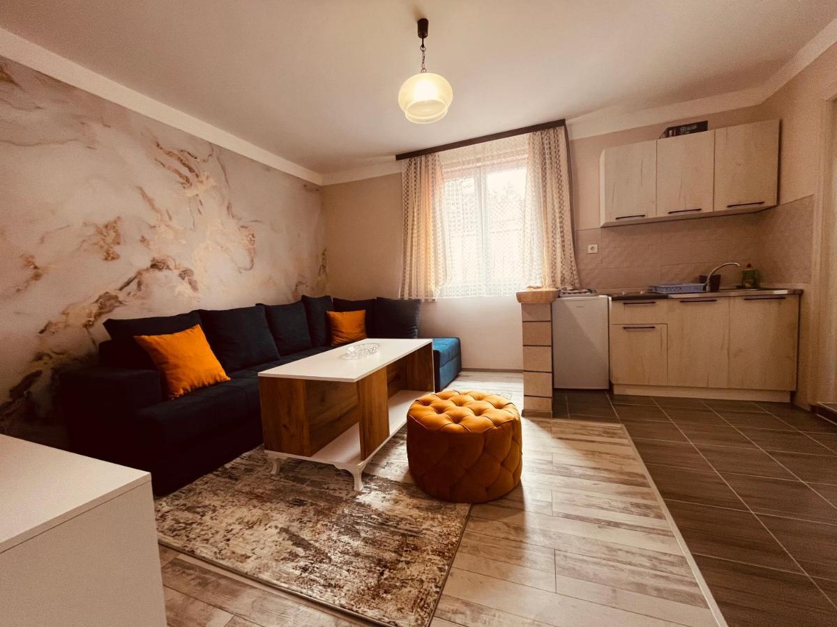 זבליאק Snam Rooms&Apartment מראה חיצוני תמונה