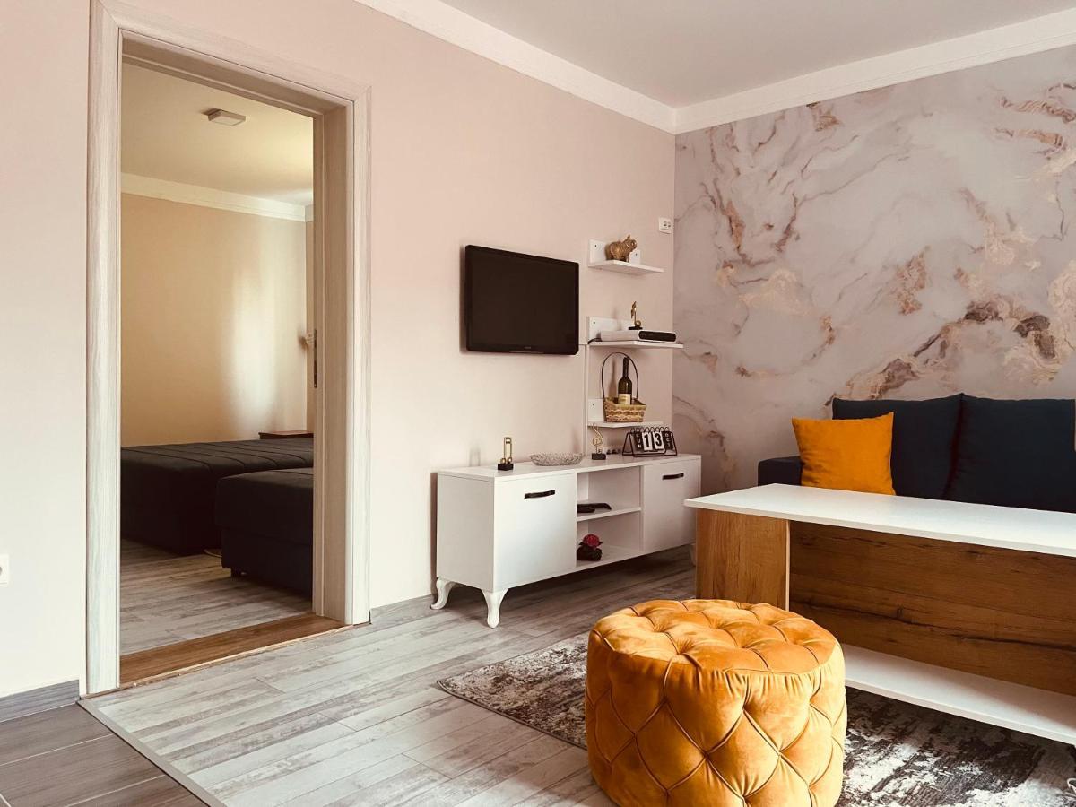זבליאק Snam Rooms&Apartment מראה חיצוני תמונה