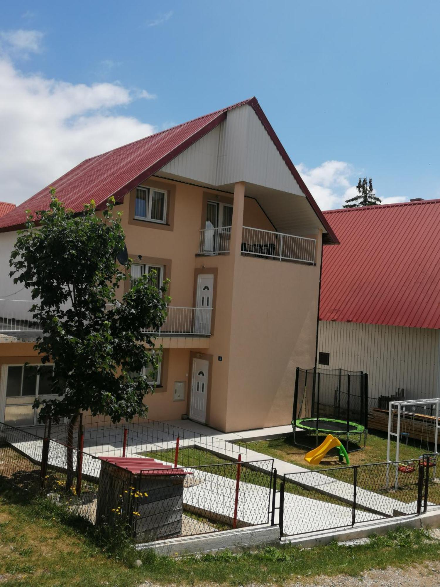 זבליאק Snam Rooms&Apartment מראה חיצוני תמונה